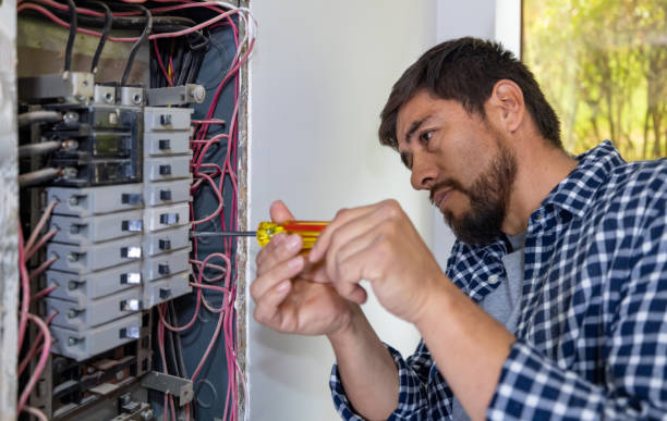 Best Local Electrician Companies  in Charleston, IL